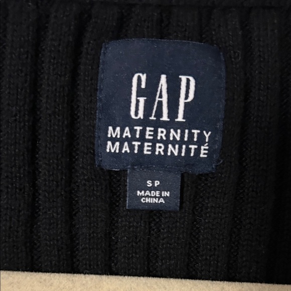 GAP Maternity Lightweight V-Neck Rib Sweater - Picture 4 of 6